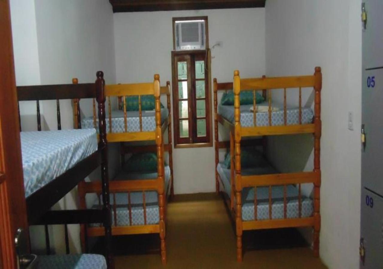 Livina Hostel Parati Esterno foto